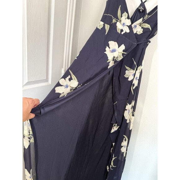 Lulus All Mine Navy Blue Floral Print High-Low Wrap Dress size M Wedding Summer - Picture 7 of 10